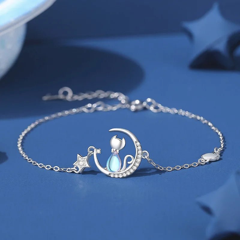 Pulsera Plateada con Diseño de Gato Luna Estrella - Silvera Enchanted